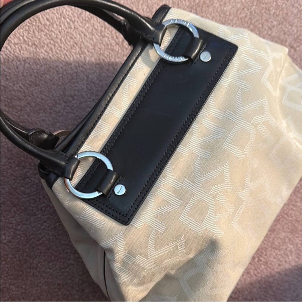 DKNY Stylish Women's Bag